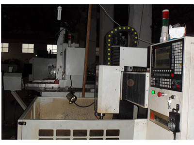 The design of mould engraving machine